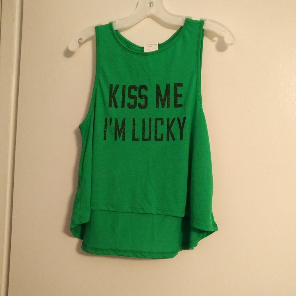 Women's Kiss Me I'm Lucky tank top